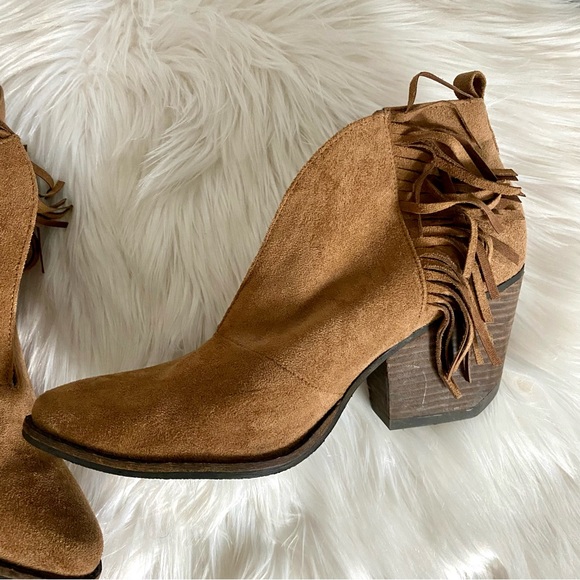 ✨MAKE OFFER✨ COCONUTS by Matisse Tan fringe booties - Picture 4 of 9